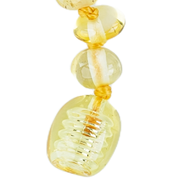 Halskette aus filigranen Barock-Bernsteinperlen: Natürliche Eleganz, die verzaubert