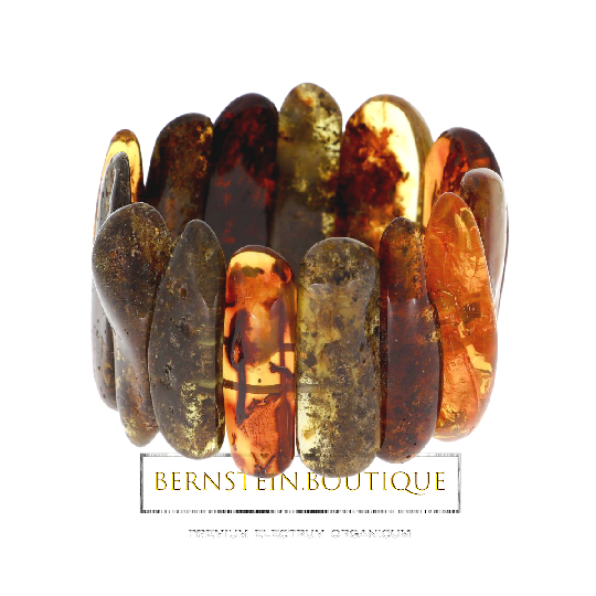 Massive and elegant bracelet made of real amber