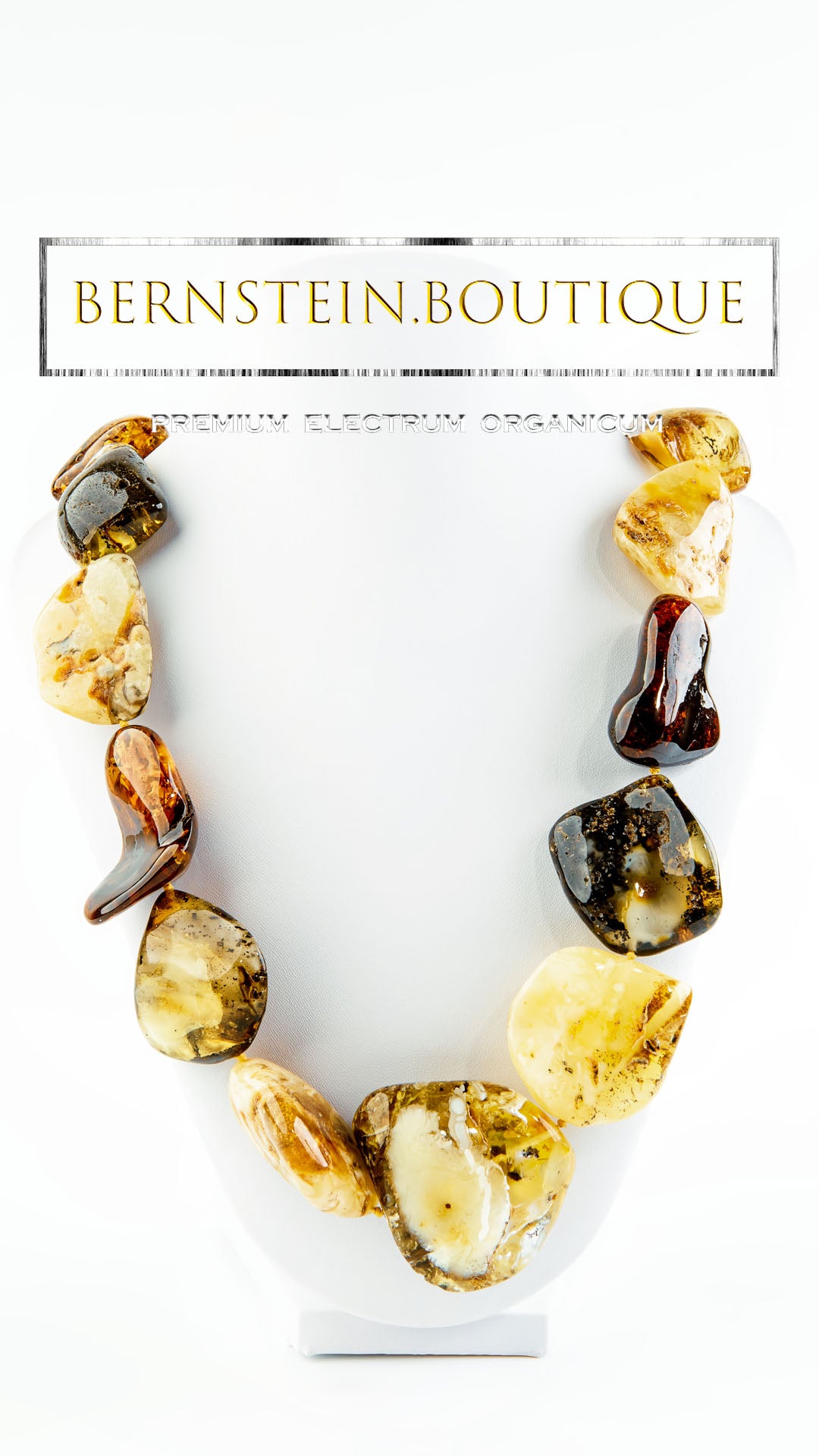 Strong, chunky luxury necklace made of Nordic amber