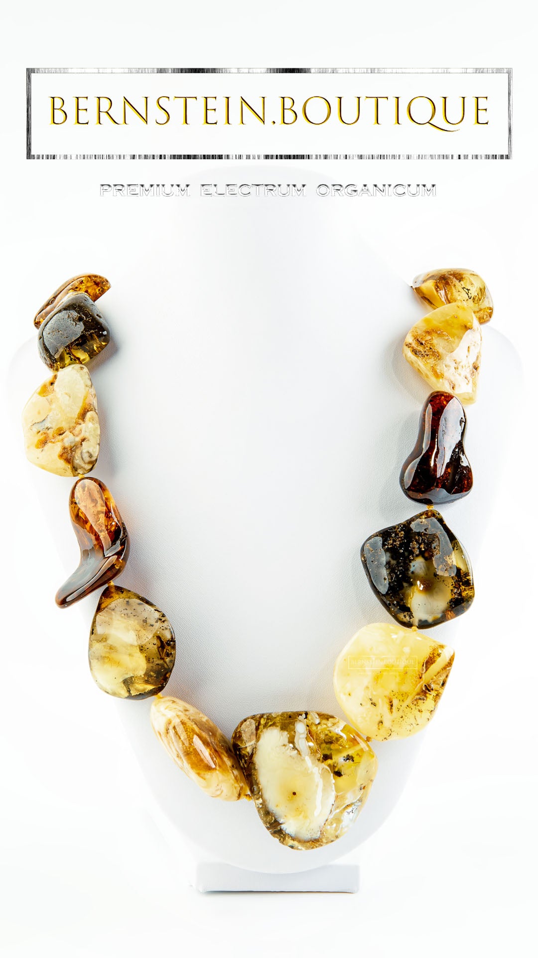 Strong, chunky luxury necklace made of Nordic amber