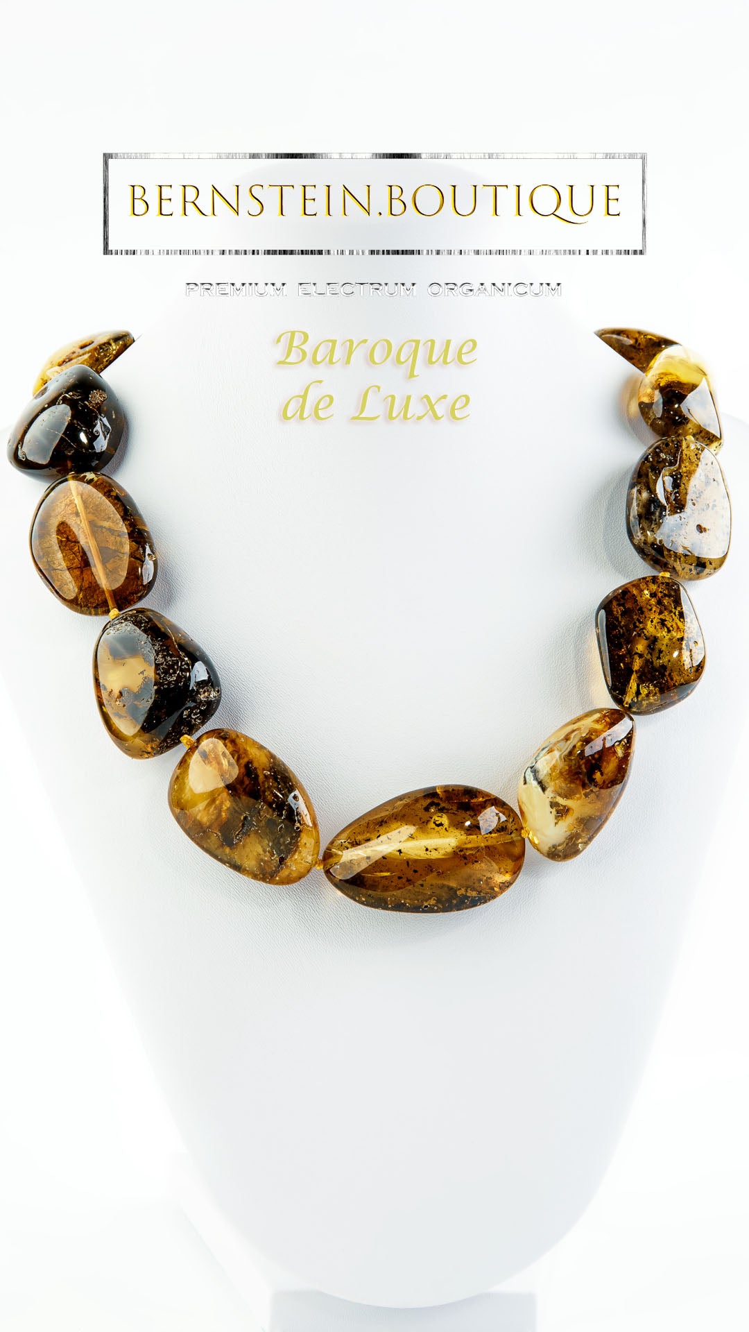 Noble, mighty chunky necklace made of high quality amber