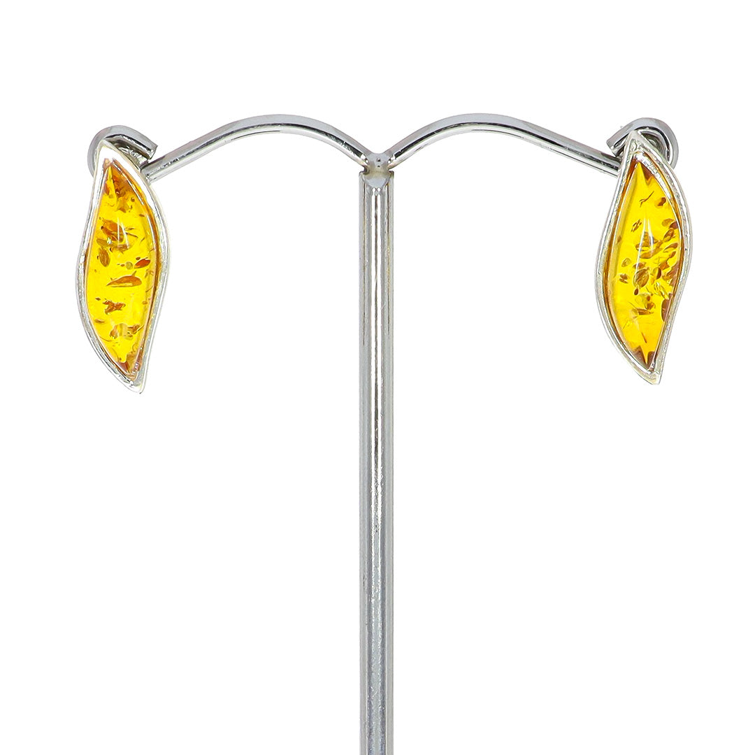 Ear studs made of amber and sterling silver - model no. 98