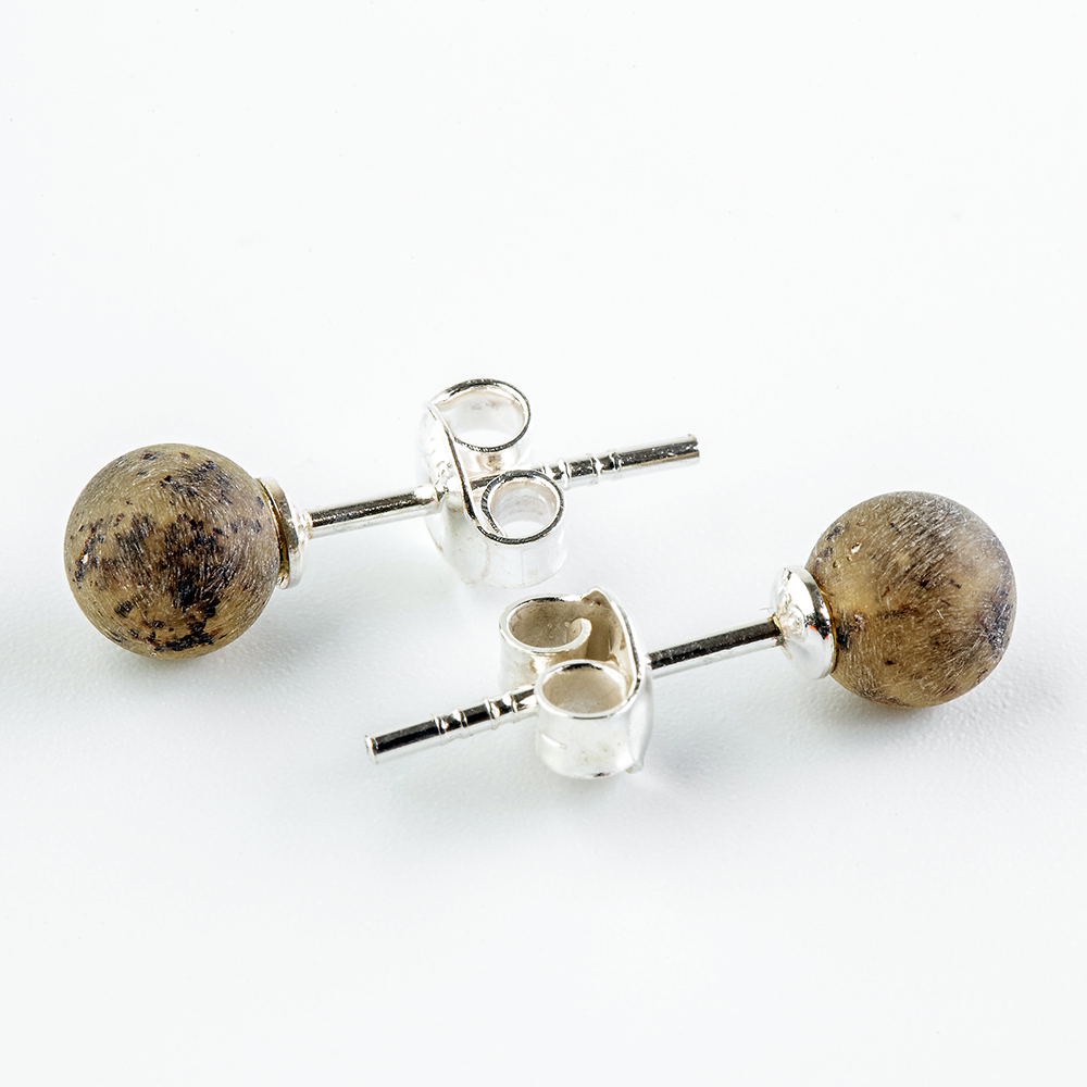 Ball bead earrings made of natural Nordic amber